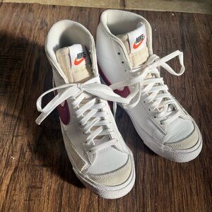 Nike Blazer Mid 77